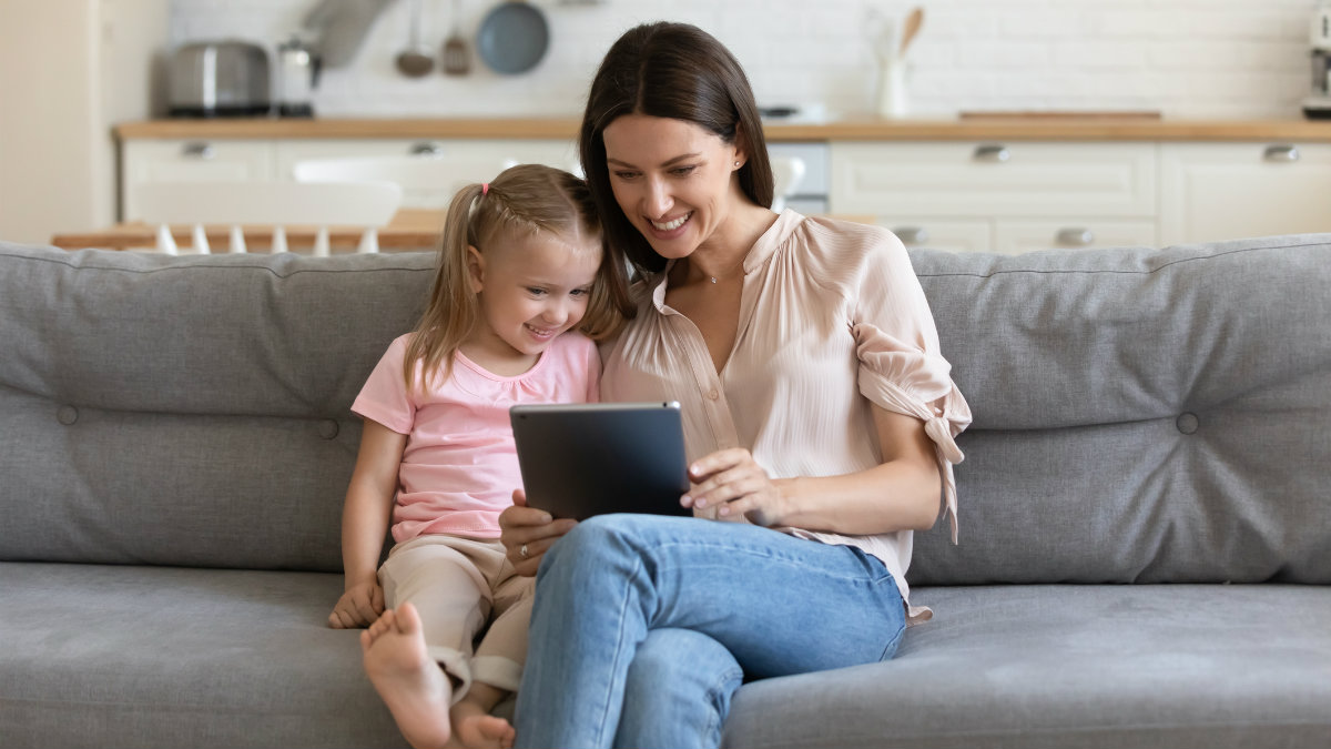 Tech-how to Make phone calls to friends and family from Facebook