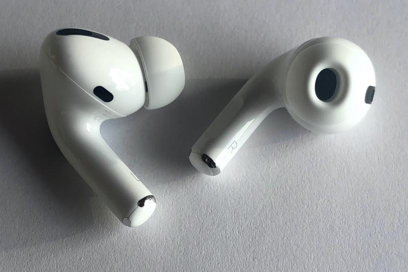 The one hack you need to properly clean your earbuds