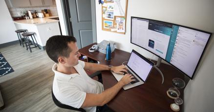 The 8 Best Remote Work Tools to Boost Your Productivity